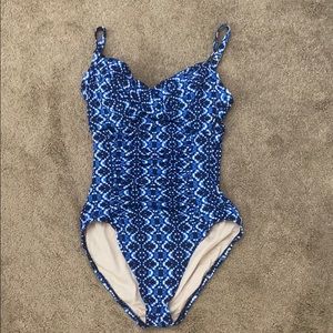 One piece bathing suit
